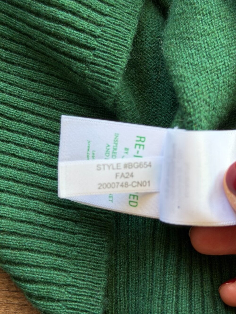 J. Crew Cashmere shrunken crewneck sweater in green, Size M - Picture 5 of 7
